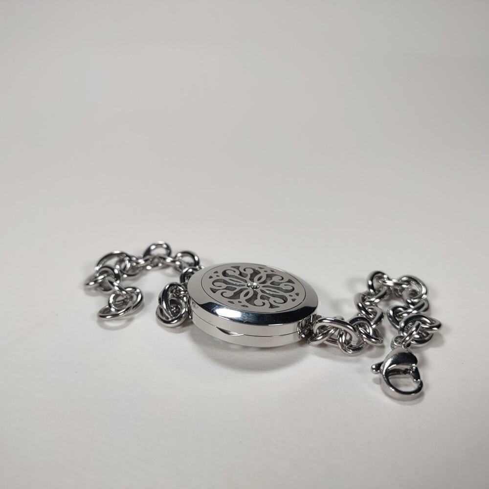 Aromatherapy Diffuser Silver Toned Bracelet With Magnetic Closure - Picture 4 of 5